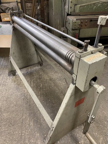 Hand crank slip roll - hand,